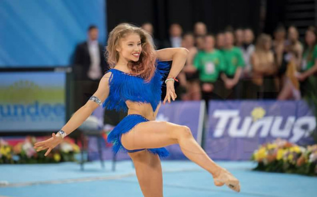 Гимнастичката от националния отбор на България Ерика Зафирова се направи