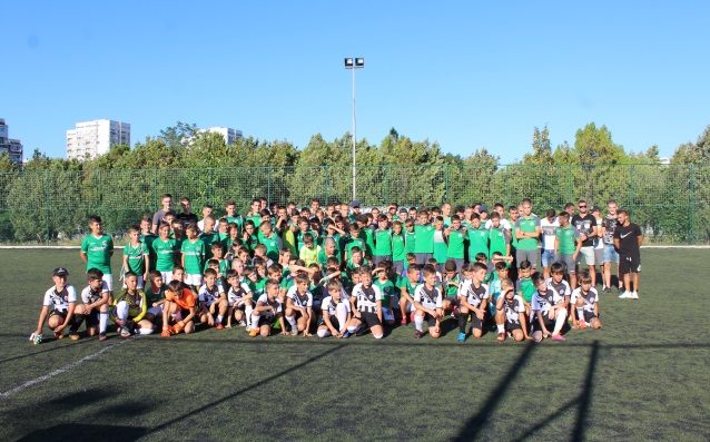 ПФК Нефтохимик и ФК Локомотив Бургас подписаха споразумение за сътрудничество Според