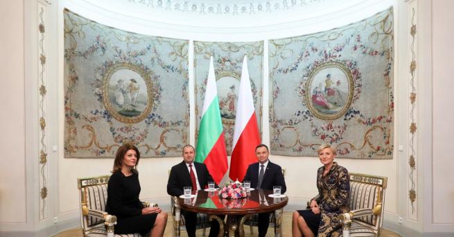 Десислава Радева придружи президента Румен Радев на официалното му посещение в