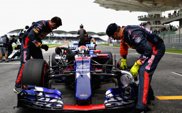 ФИА информира отборите от Формула 1 че за Гран При