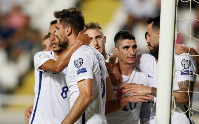 Отборът на Гърция записа ценна победа с 2:1 срещу Кипър