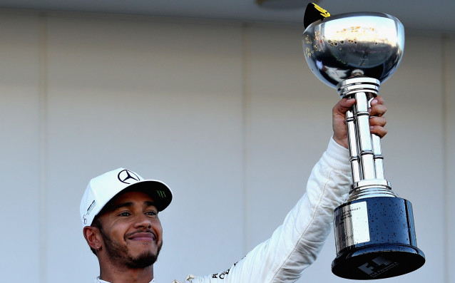 Британският пилот на Мерцедес Люис Хамилтън може да стане шампион