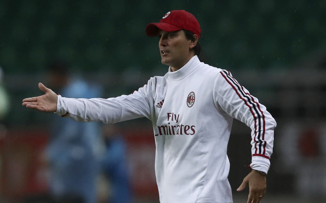Треньорът на Милан Винченцо Монтела опроверга нароилите се вчера инфрмации