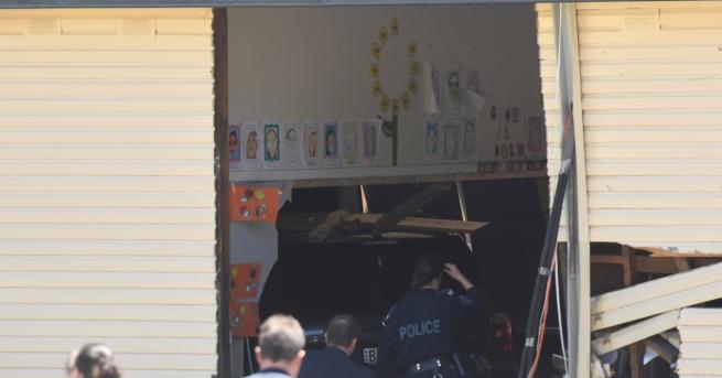 Две 8 годишни деца бяха убити а други три тежко