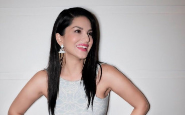 instagram.com/sunnyleone