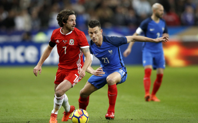 Франция победи Уелс с 2 0 в контролна среща играна на