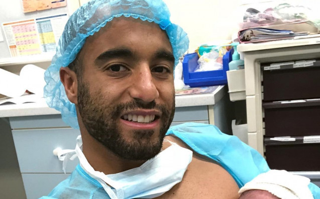 Истински месец на бебетата тресе Пари Сен Жермен След Маркиньос