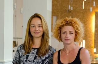  Виктория Величкова и Яна Липованска с Маргаритка 