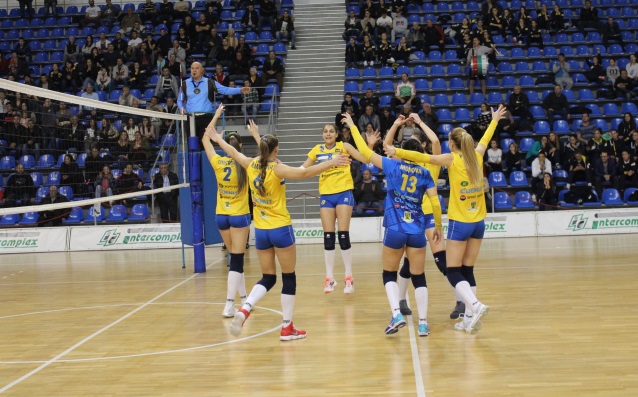 Марица Пловдив постигна втората си победа за сезона в женската