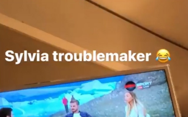 Исландският футболист на Левски Холмар Ейолфсон се пошегува със забавно