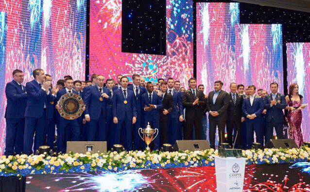 Воденият от Станимир Стоилов Астана вдигна титлата на грандиозна и