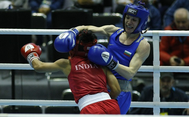 Трикратната ни европейска шампионка по бокс Еми-Мари Тодорова спечели първата