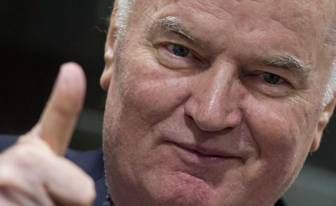  Преди прочитането на присъдата му през днешния ден Младич показва положително въодушевление в правосъдната зала в Хага. Впоследствие се разкрещя на съдиите поради хипотетично неприятното си здравословно положение. 