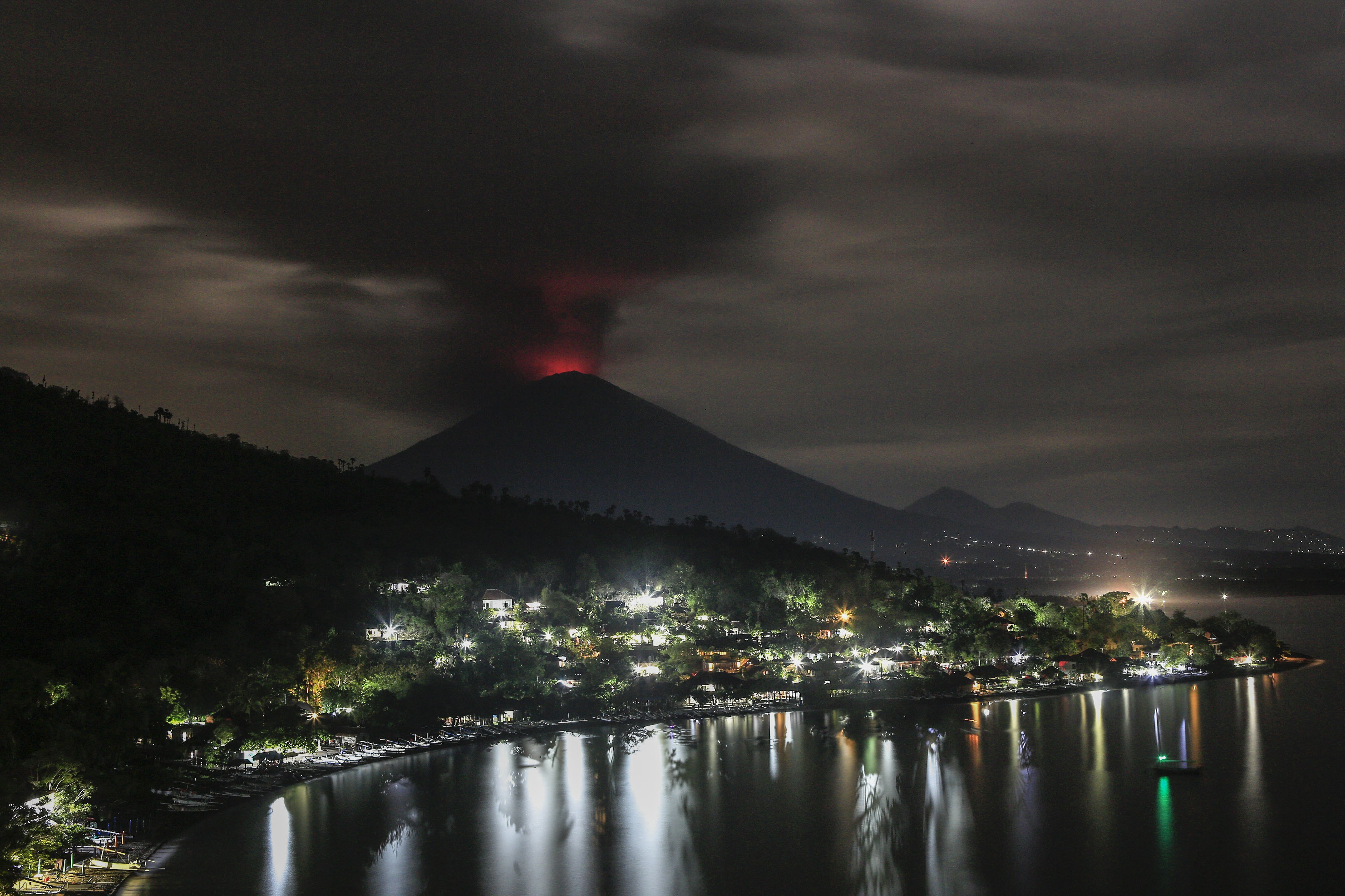 Агунг вулкан Бали сегодня