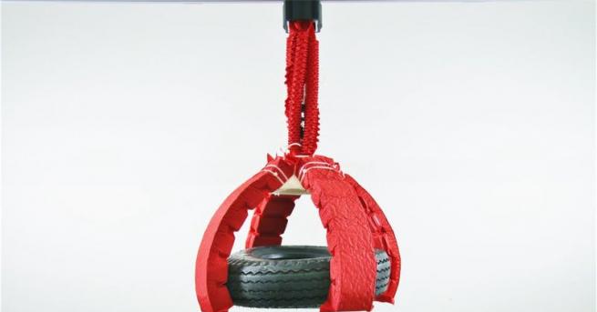 Представата за свръхсилните роботи обикновено се свързва с метални скелети