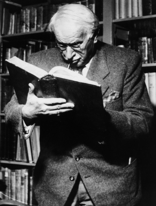  Карл Густав Юнг 