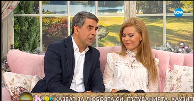 Слухове че президентът Росен Плевнелиев и половинката му Деси Банова очакват