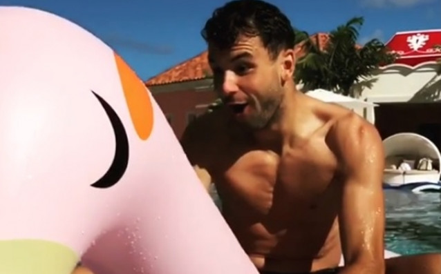 Григор Димитров определено знае как да се забавлява и го