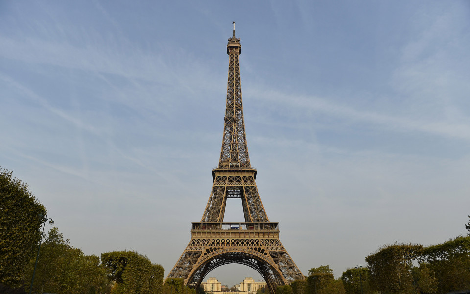 Секс парти наруши карантината за коронавирус в две държави и