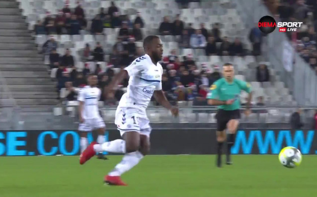 Още във втората минута на двубоя между Бордо и Страсбург