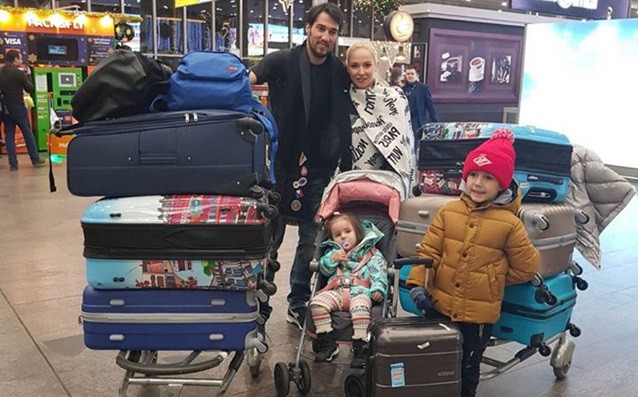 Националът Ивелин Попов се отправи към България заедно със семейството