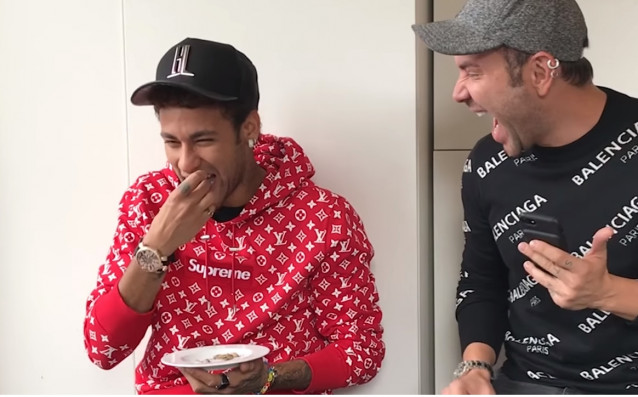 Бразилската звезда на ПСЖ Неймар се подложи на неприятно изпитание