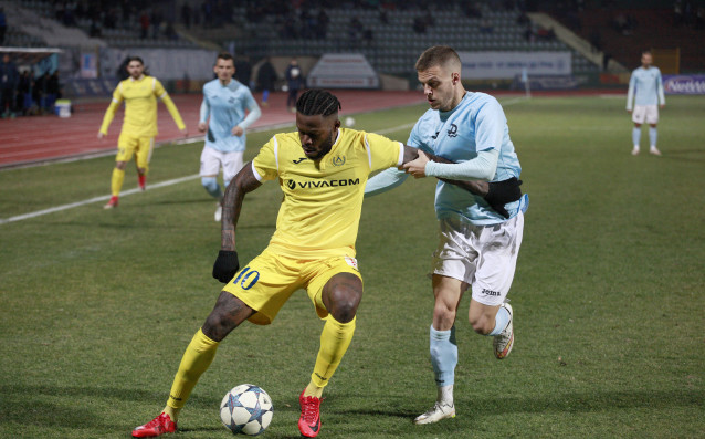 Левски с резервния си жълт екип наложи надмощие в по голямата