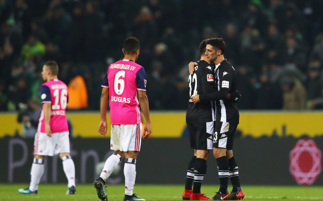 Отборът на Борусия Мьонхенгладбах сложи точка на слабата си поредица