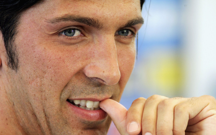 Буфон дръпна ръчна за отказването: Тепърва ще решавам