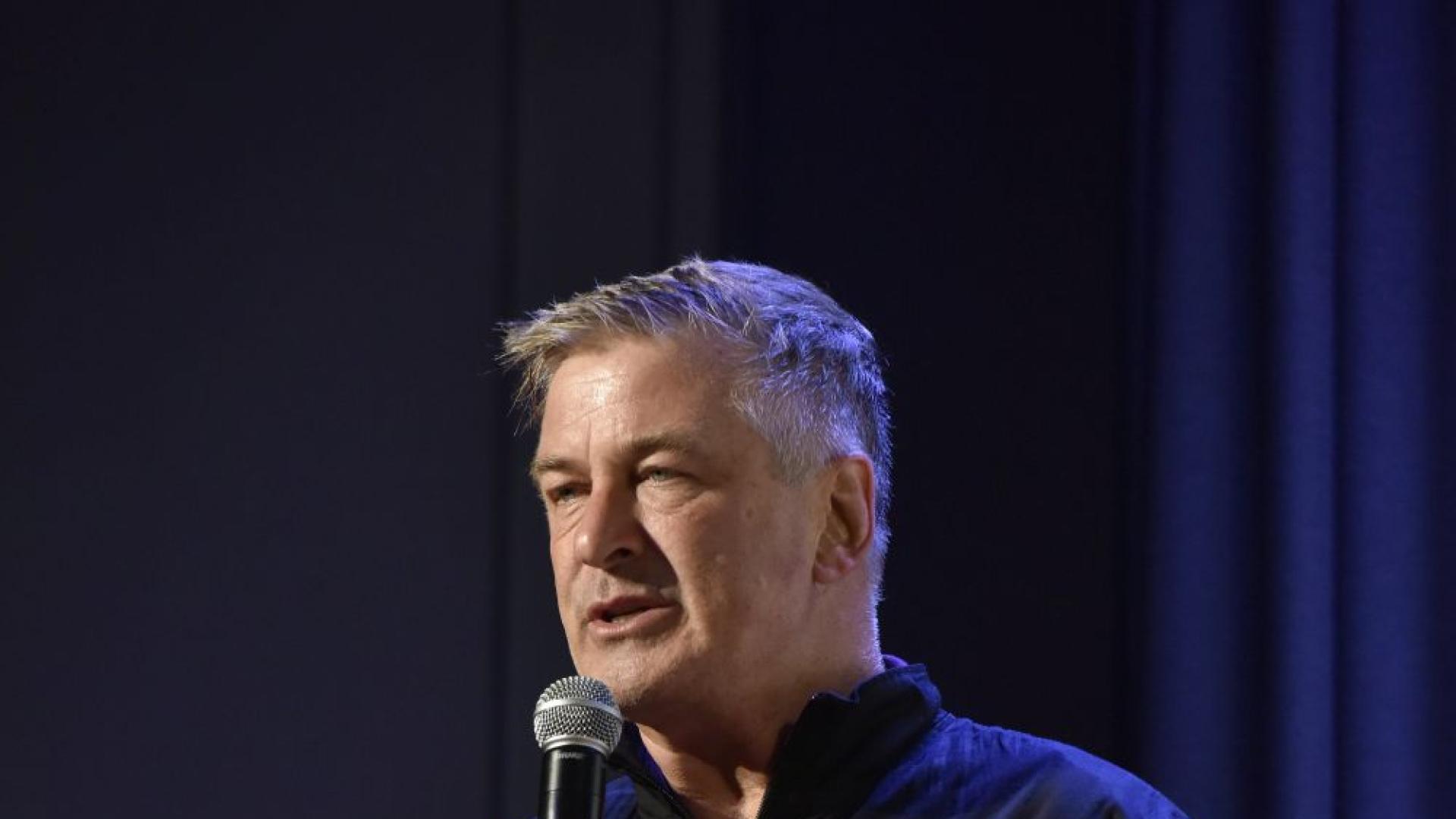 Дълго отлаганият уестърн Rust с Алек Болдуин най накрая ще дебютира