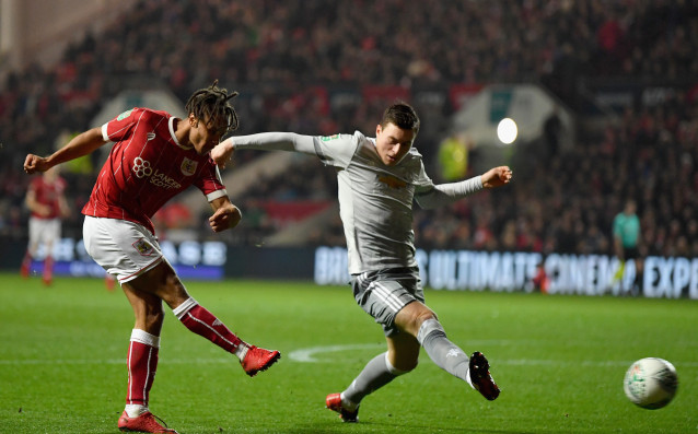 Манчестър Юн на Жозе Моуриньо бе отстранен от четвъртфиналите на