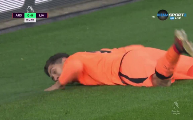 Арсенал и Ливърпул изиграха много интересна първа част на дербито