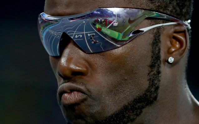 Британският лекоатлет Найджъл Ливайн е дал положителна допинг проба съобщава