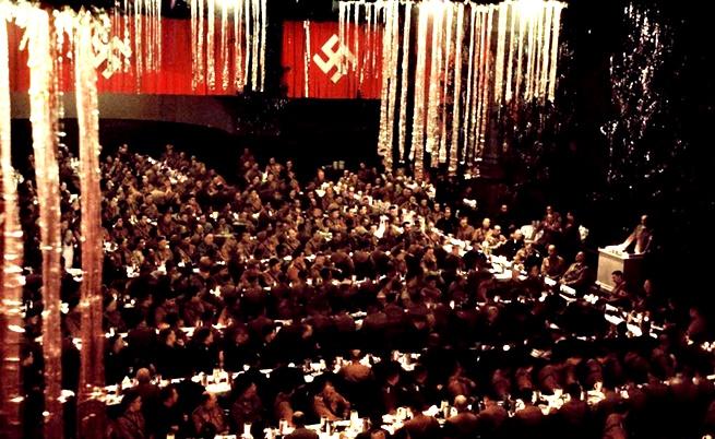  1941: Нацисткото коледно празненство на Хитлер 