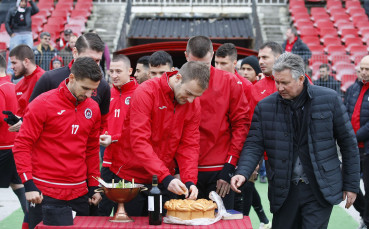 Иван Василев: Канил съм Генков в Локо Сф 10 пъти, той чака за чужбина...