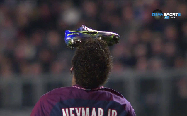 Една от големите звезди на Пари Сен Жермен Неймар намери