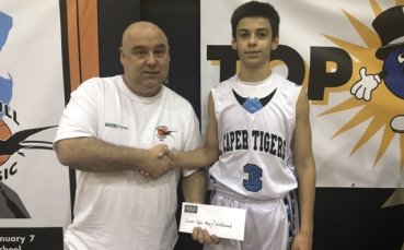 Роден баскет талант със супер изяви в САЩ