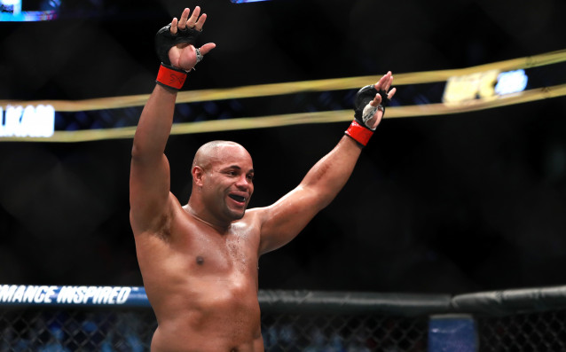 Напълно свеж след доминантната си защита на титлата срещу Волкан