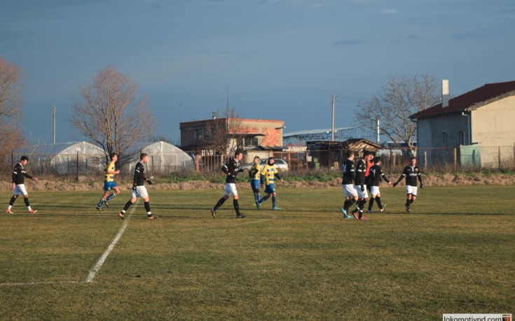 Локо Пд замина за Анталия с група от 25 футболисти