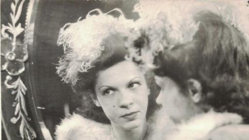  <p>Стоянка Мутафова: Кралицата на българската комедия</p> 