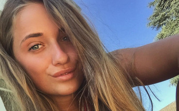 Любимото момиче на новото момче в Челси