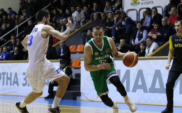 Баскетболистите на Балкан победиха убедително Левски Лукойл като гости с