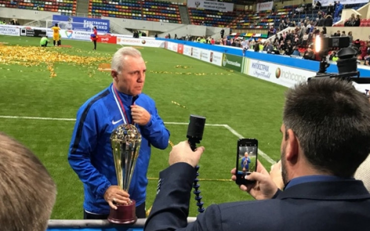 Стоичков в центъра на вниманието на 