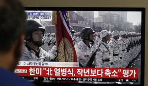 КНДР провокира с таен парад точно днес, Ким се похвали