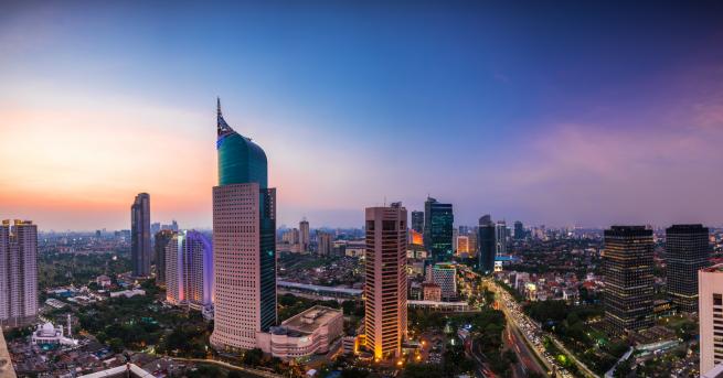 Джакарта е красив град в който живеят 10 млн души