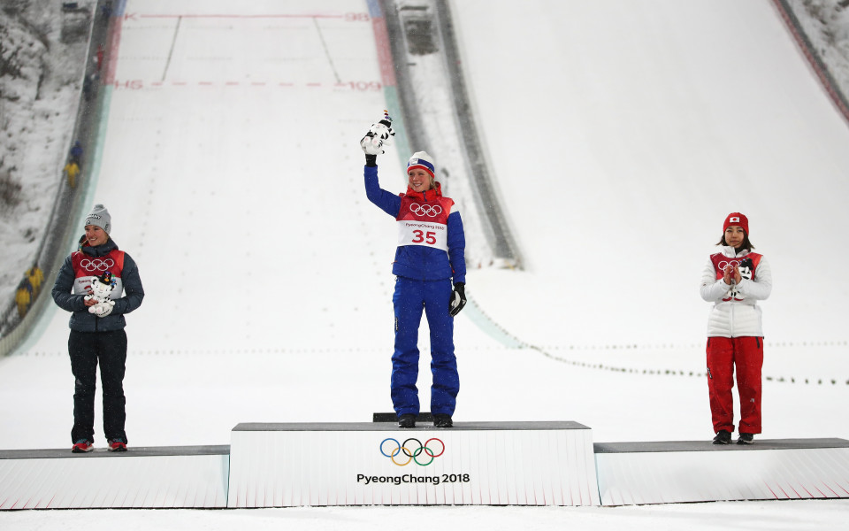 Норвежка спечели титлата в ски-скока в Пьонгчанг
