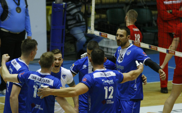 Левски направи страхотен обрат срещу ЦСКА и се наложи с