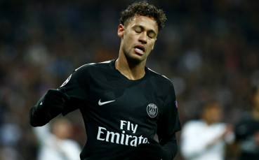 Официално: Неймар се оперира, аут срещу Реал