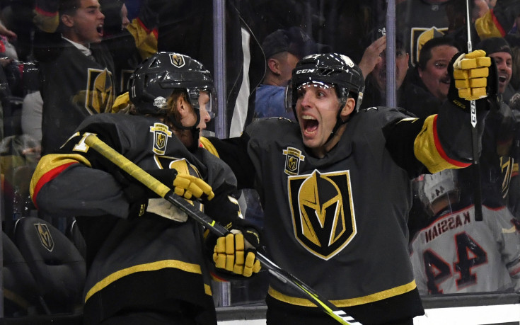Лас Вегас оглави класирането в НХЛ