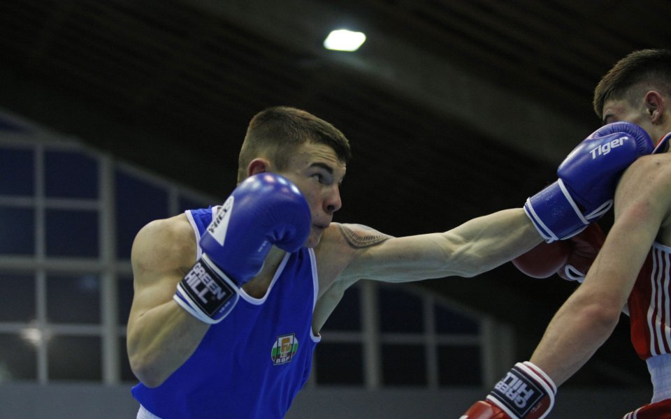 Кирил Русинов ще е единственият български боксьор, който ще излезе